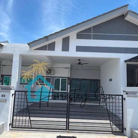 Homestay Ibu Lumut Luaran gambar