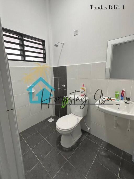 Homestay Ibu Lumut Luaran gambar
